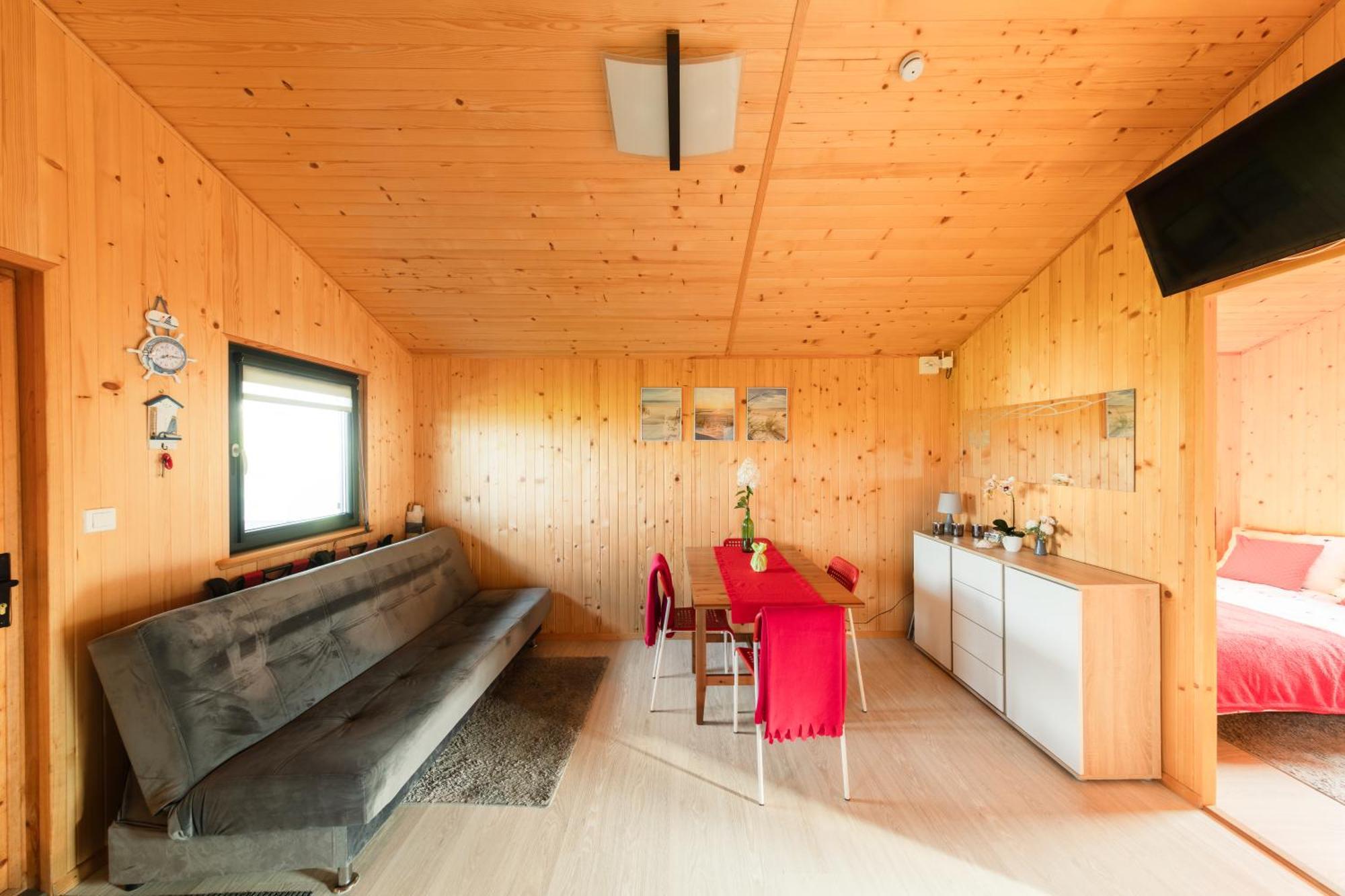 Holiday home Malinowe Zacisze