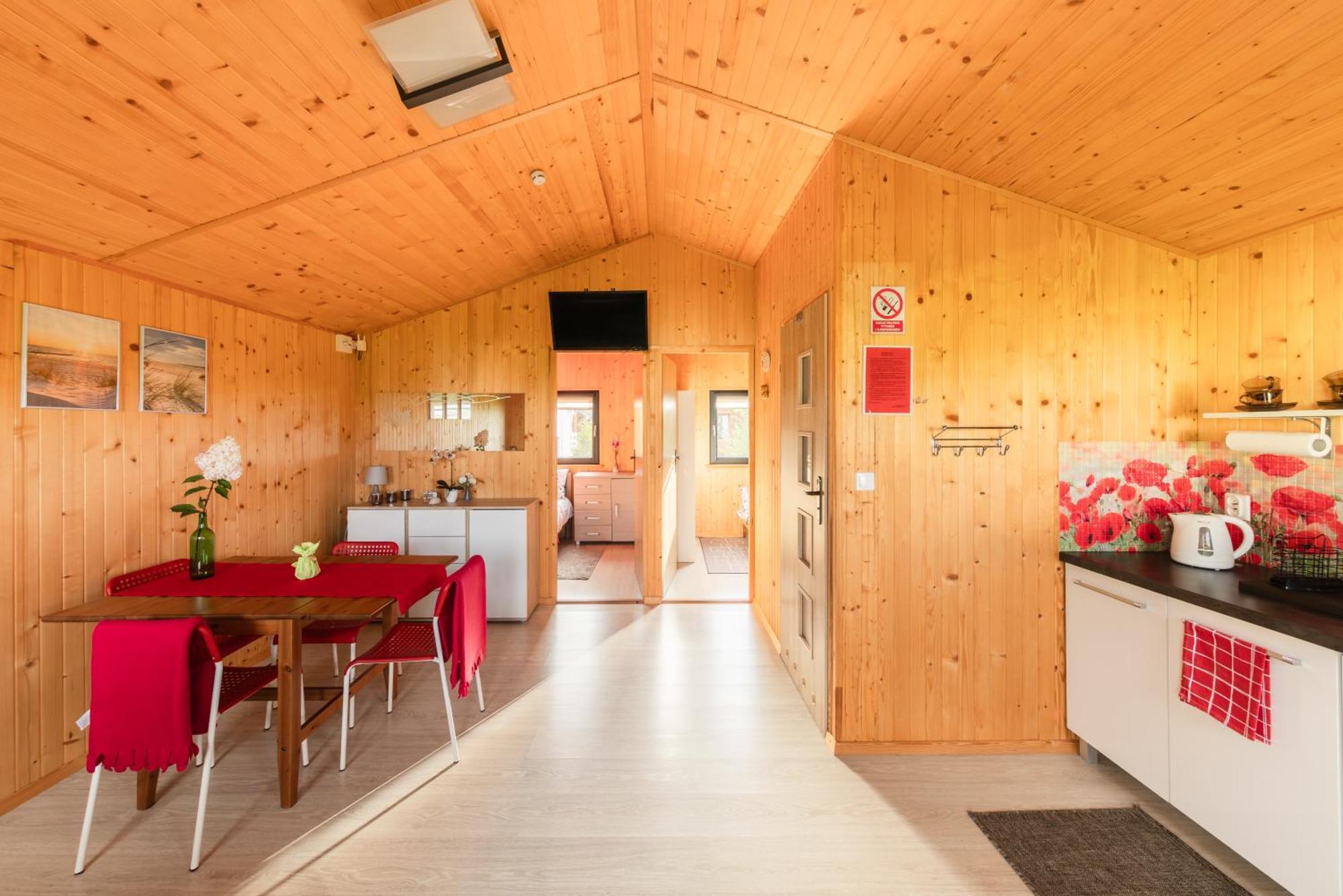 Malinowe Zacisze Holiday home *